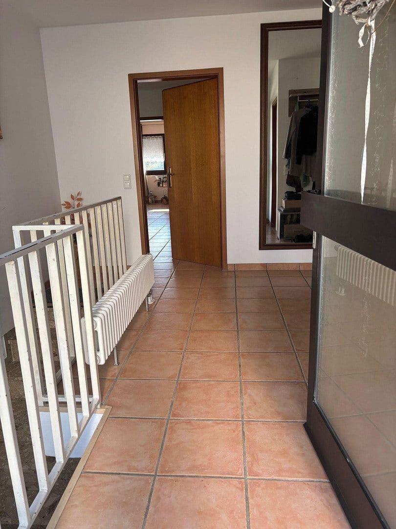 Prodej domu 298 m², pozemek 1.108 m², Windorf, Bavorsko Prodej domu 298 m², pozemek 1.108 m², Windorf, Bavorsko