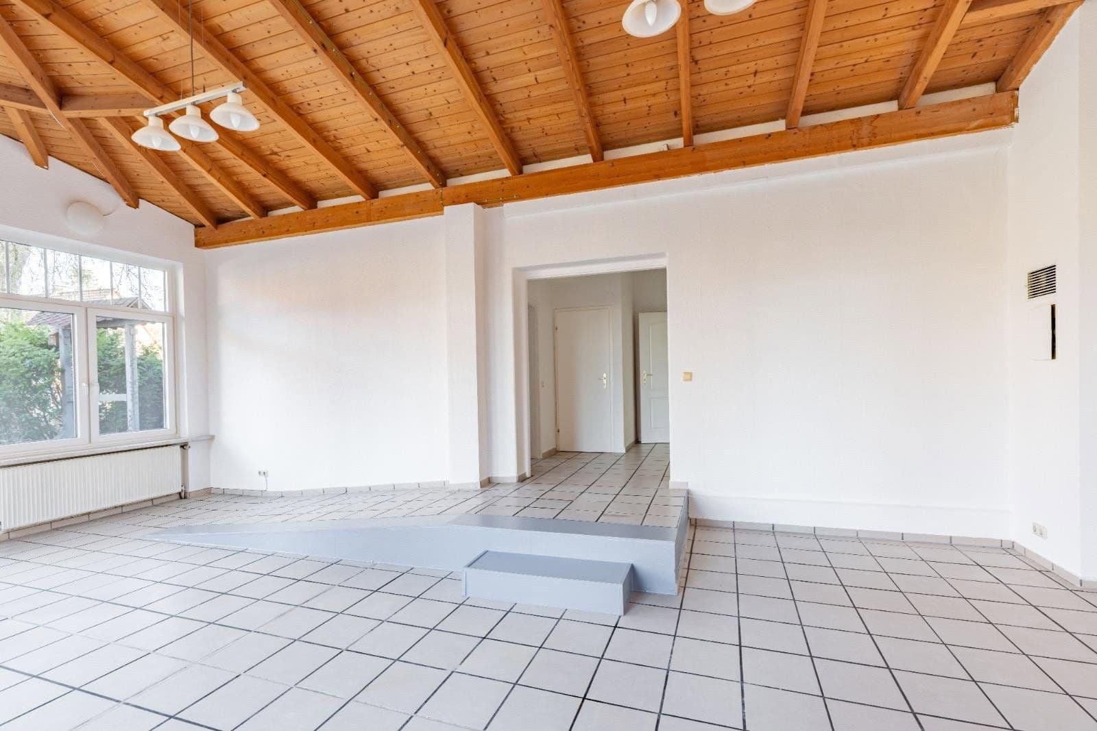 Pronájem bytu 3+1 99 m², Kieler Strasse 45, Quickborn, Šlesvicko-Holštýnsko Pronájem bytu 3+1 99 m², Kieler Strasse 45, Quickborn, Šlesvicko-Holštýnsko