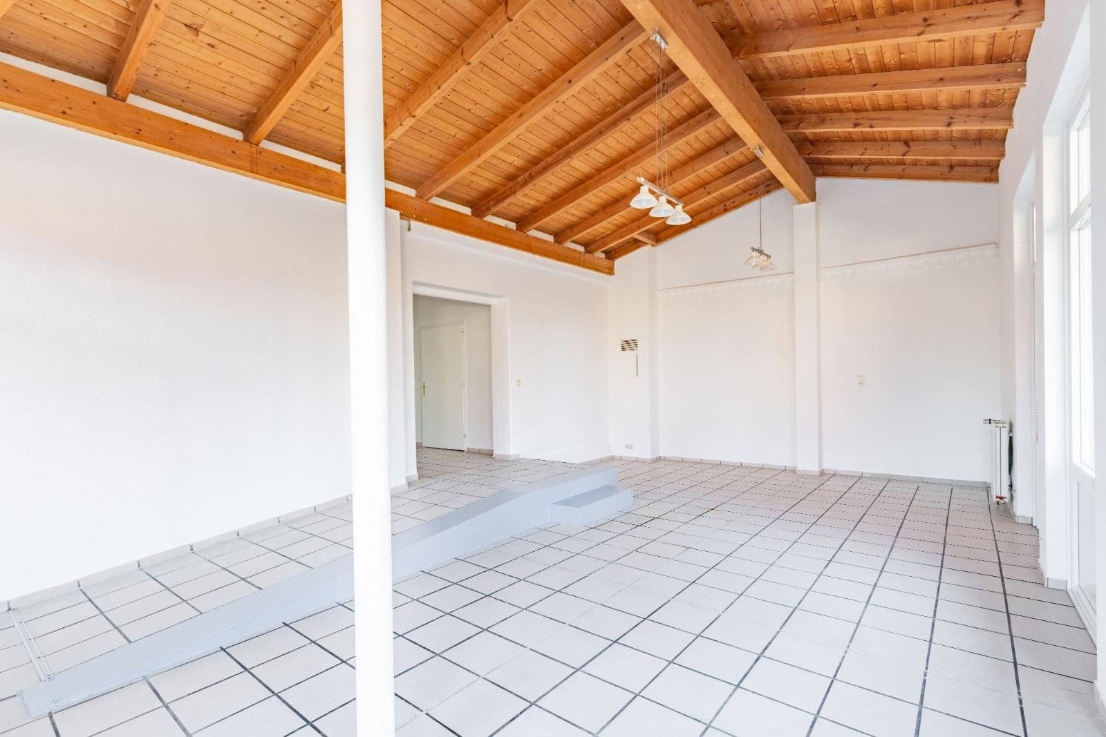 Pronájem bytu 3+1 99 m², Kieler Strasse 45, Quickborn, Šlesvicko-Holštýnsko Pronájem bytu 3+1 99 m², Kieler Strasse 45, Quickborn, Šlesvicko-Holštýnsko