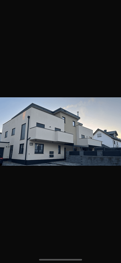 Pronájem bytu 3+1 110 m², Max Eyth Straße 5, Pohlheim, Hessen Pronájem bytu 3+1 110 m², Max Eyth Straße 5, Pohlheim, Hessen