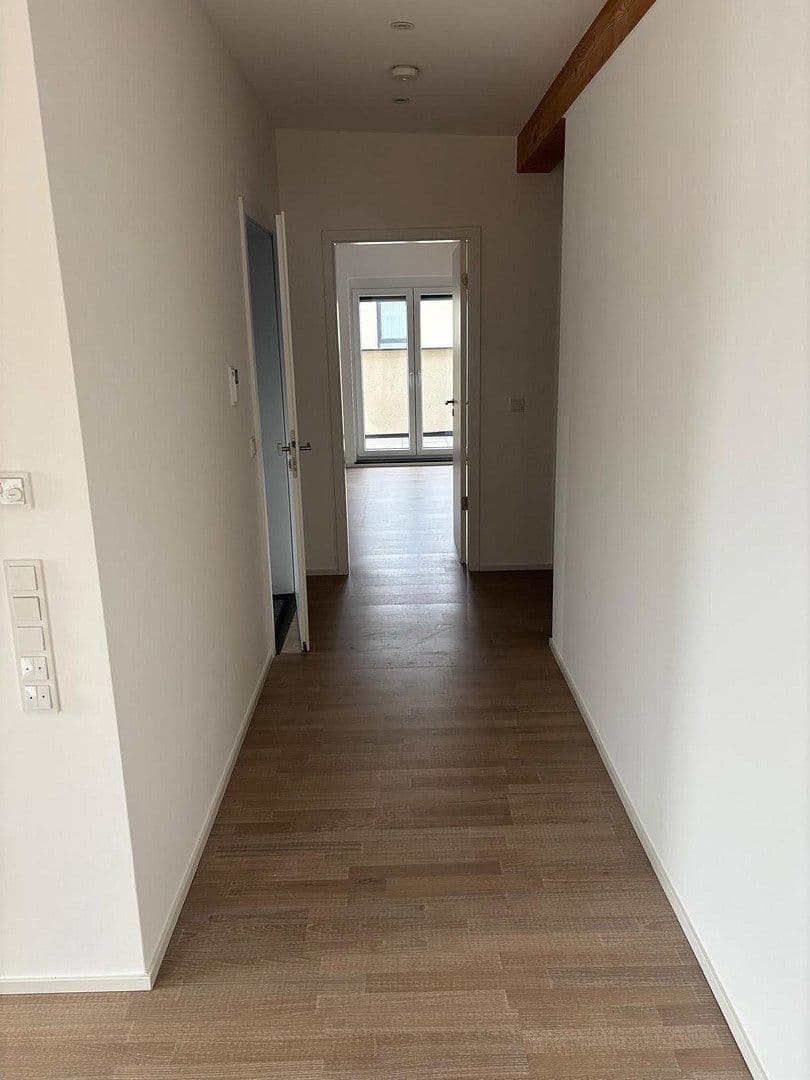 Pronájem bytu 3+1 110 m², Max Eyth Straße 5, Pohlheim, Hessen Pronájem bytu 3+1 110 m², Max Eyth Straße 5, Pohlheim, Hessen