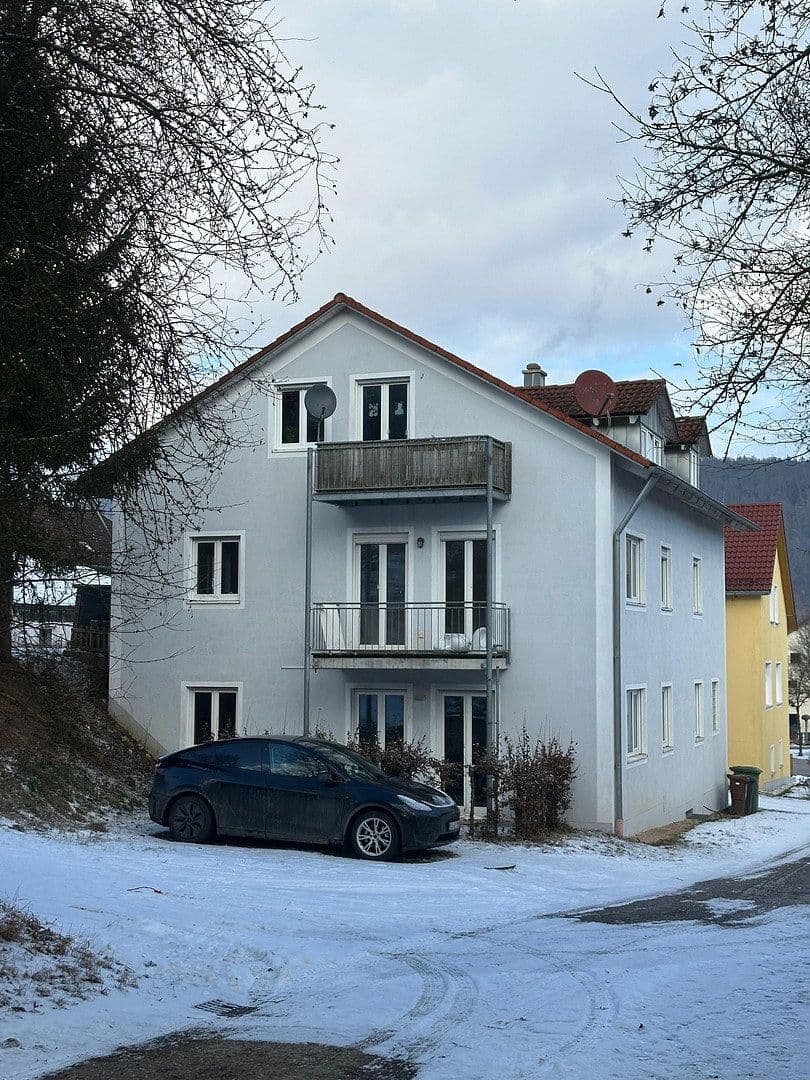 Pronájem bytu 4+1 92 m², Altmühlstraße 14, Walting, Bavorsko Pronájem bytu 4+1 92 m², Altmühlstraße 14, Walting, Bavorsko