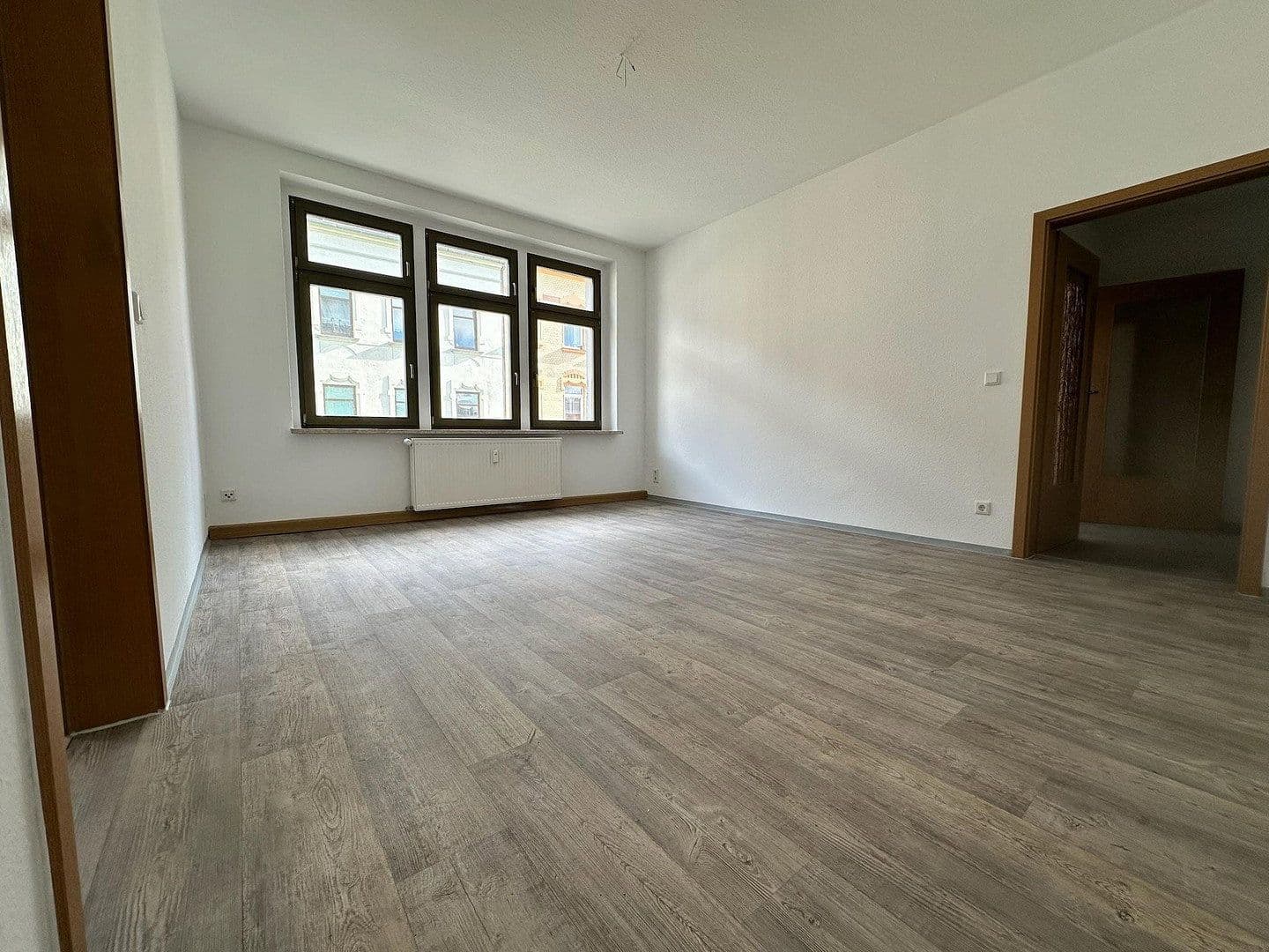 Pronájem bytu 2+1 58 m², Rudolf-Breitscheid-Straße 24, Meerane, Sasko Pronájem bytu 2+1 58 m², Rudolf-Breitscheid-Straße 24, Meerane, Sasko