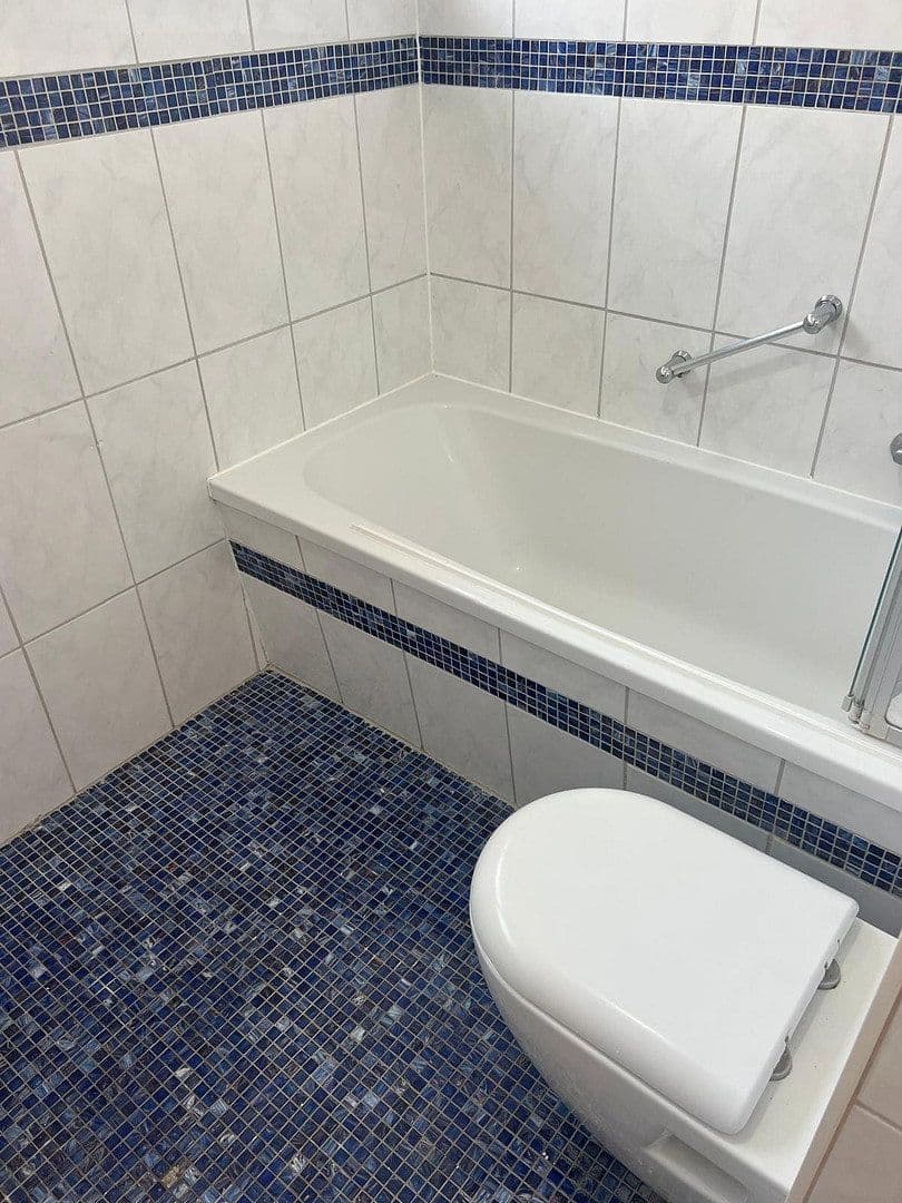 Pronájem bytu 2+1 70 m², Frankfurterstraße 30, Wiesbaden, Hessen Pronájem bytu 2+1 70 m², Frankfurterstraße 30, Wiesbaden, Hessen