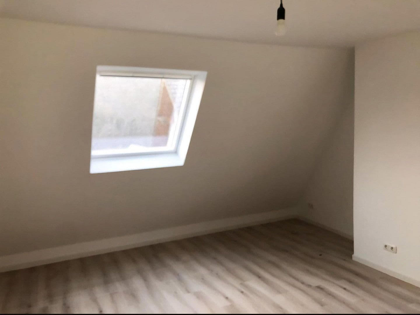 Pronájem bytu 2+1 52 m², Usinger Str., Schmitten im Taunus, Hessen Pronájem bytu 2+1 52 m², Usinger Str., Schmitten im Taunus, Hessen