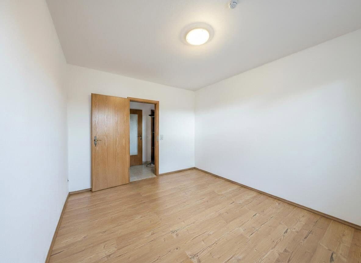 Prodej domu 212 m², pozemek 601 m², Varel, Dolní Sasko Prodej domu 212 m², pozemek 601 m², Varel, Dolní Sasko
