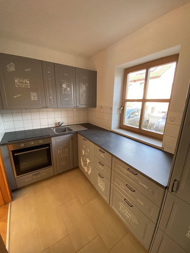 Pronájem bytu 3+1 98 m², Neufahrn b. Freising, Bavorsko Pronájem bytu 3+1 98 m², Neufahrn b. Freising, Bavorsko