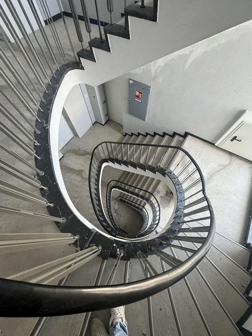 Prodej domu 1.009 m², pozemek 755 m², Bismarckring 21-23, Wiesbaden, Hessen Prodej domu 1.009 m², pozemek 755 m², Bismarckring 21-23, Wiesbaden, Hessen