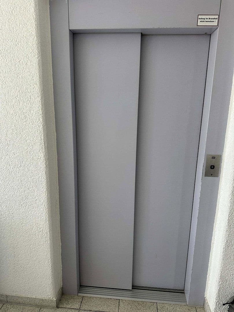 Pronájem bytu 3+1 72 m², Am Rebstock 12, Kabelsketal, Sasko-Anhaltsko Pronájem bytu 3+1 72 m², Am Rebstock 12, Kabelsketal, Sasko-Anhaltsko