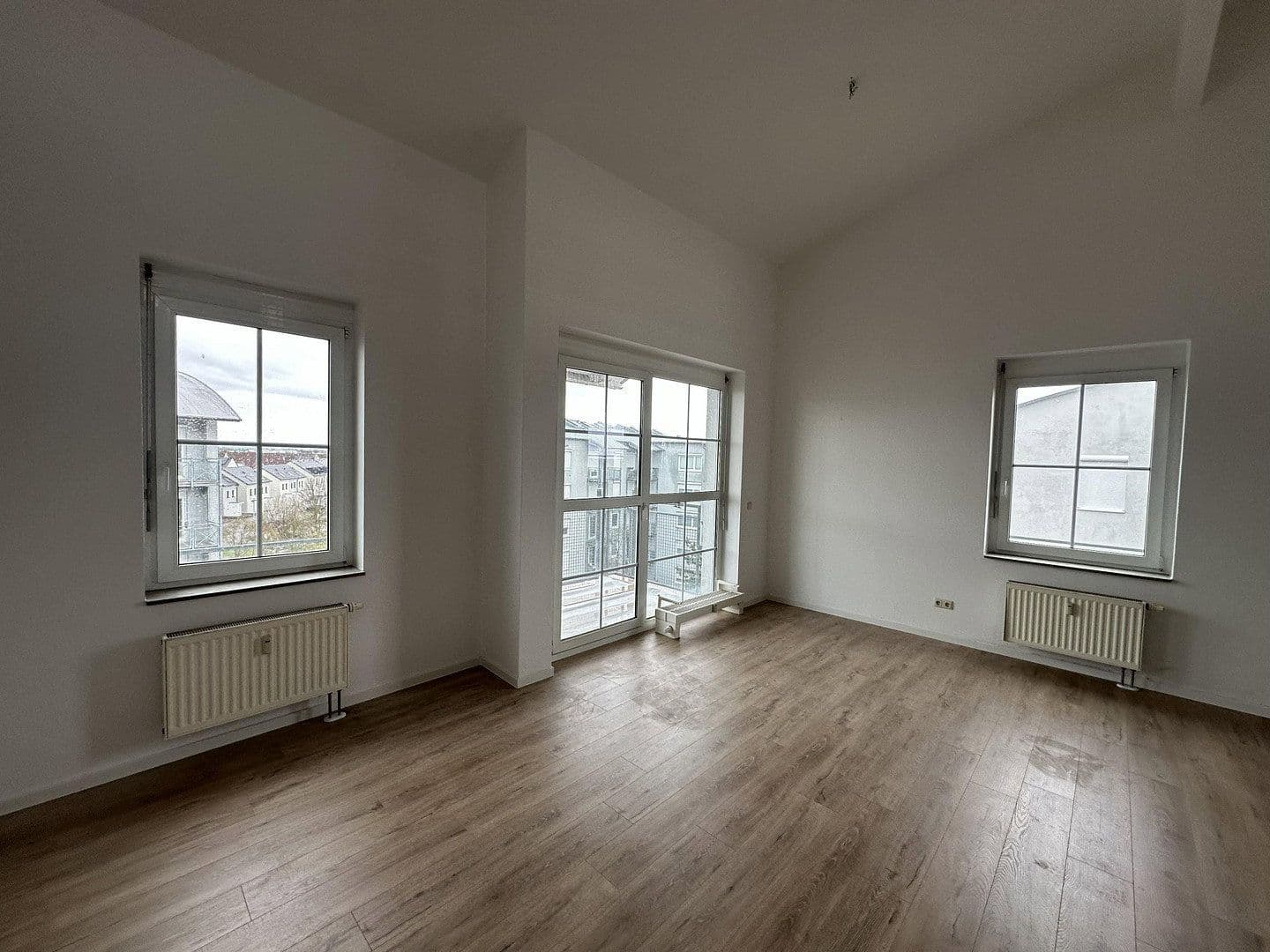 Pronájem bytu 3+1 72 m², Am Rebstock 12, Kabelsketal, Sasko-Anhaltsko Pronájem bytu 3+1 72 m², Am Rebstock 12, Kabelsketal, Sasko-Anhaltsko