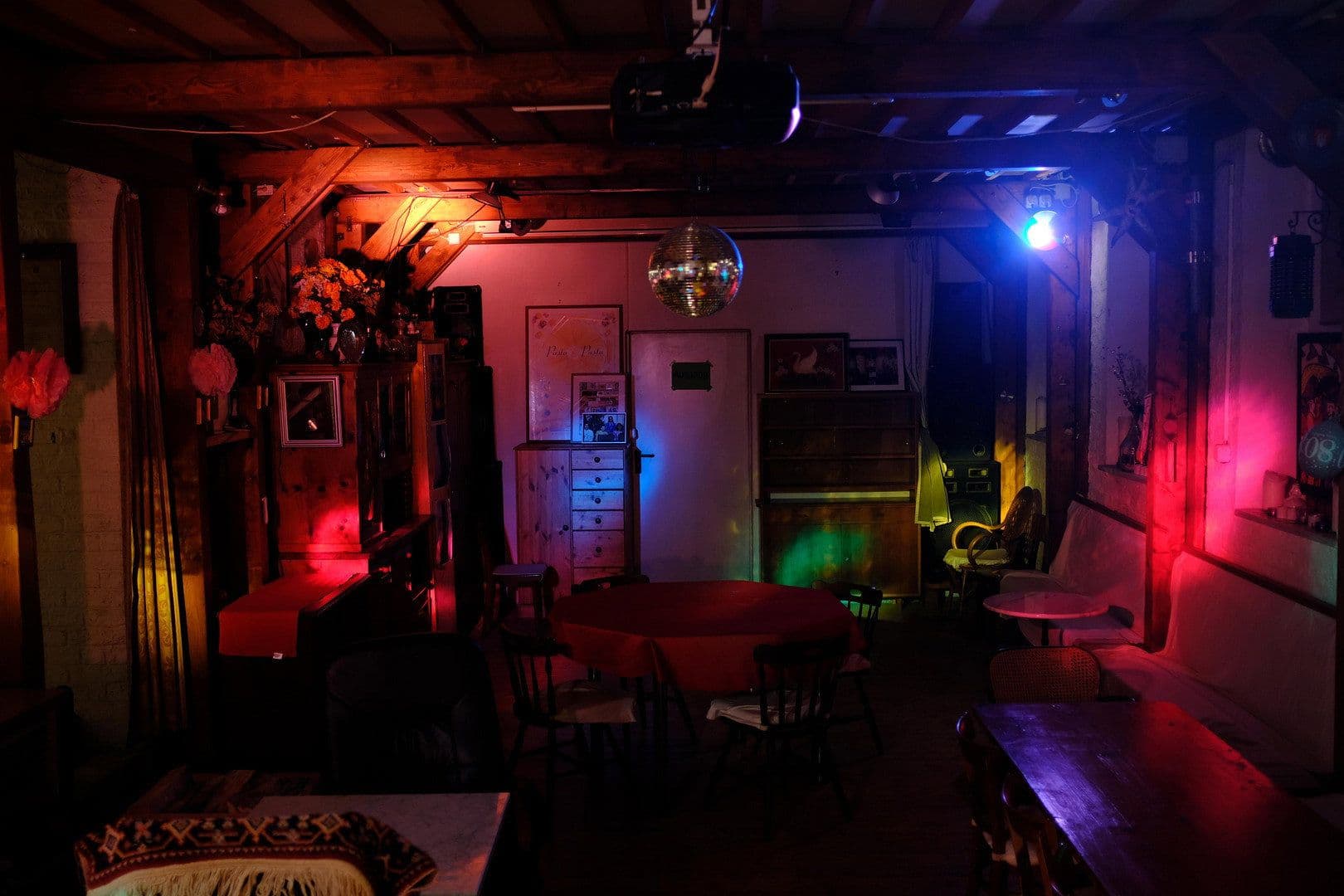 Prodej nebytového prostoru 74 m², Eduard-Süß-Gasse 3, Wien, Wien Prodej nebytového prostoru 74 m², Eduard-Süß-Gasse 3, Wien, Wien