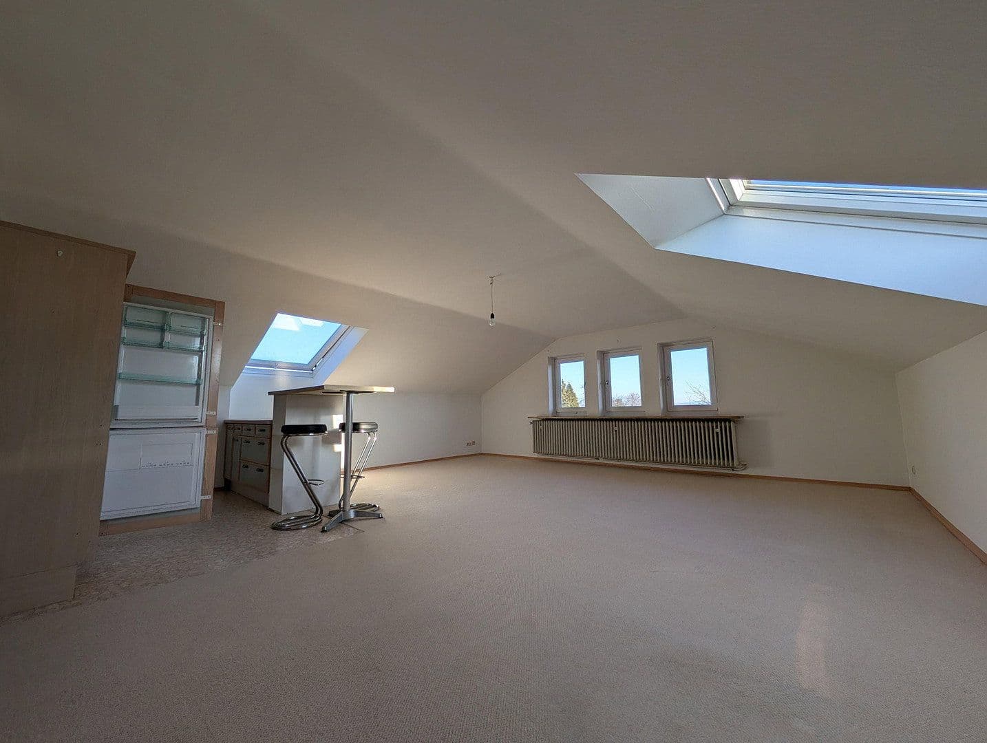 Prodej domu 260 m², pozemek 1.301 m², Kranzhornstraße 8, Feldkirchen-Westerham, Bavorsko Prodej domu 260 m², pozemek 1.301 m², Kranzhornstraße 8, Feldkirchen-Westerham, Bavorsko