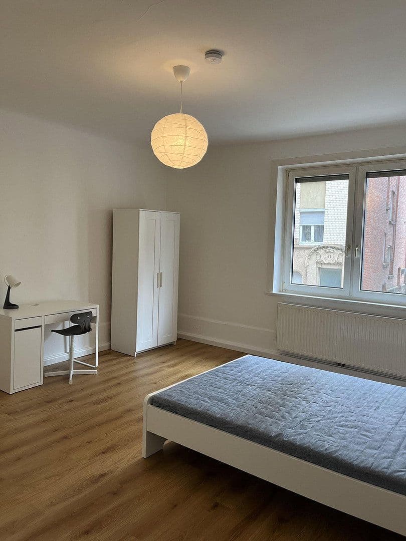 Pronájem bytu 3+1 65 m², Stuttgart, Bádensko-Württembersko Pronájem bytu 3+1 65 m², Stuttgart, Bádensko-Württembersko