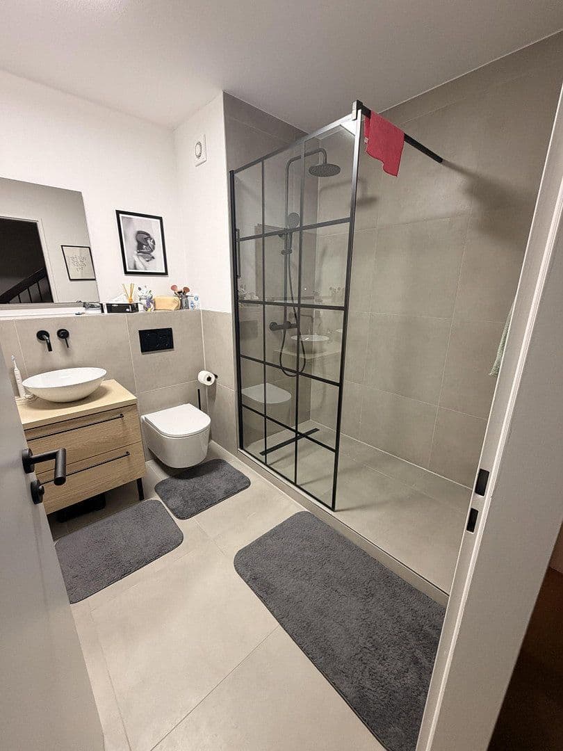 Pronájem domu 130 m², pozemek 130 m², München, Bavorsko Pronájem domu 130 m², pozemek 130 m², München, Bavorsko