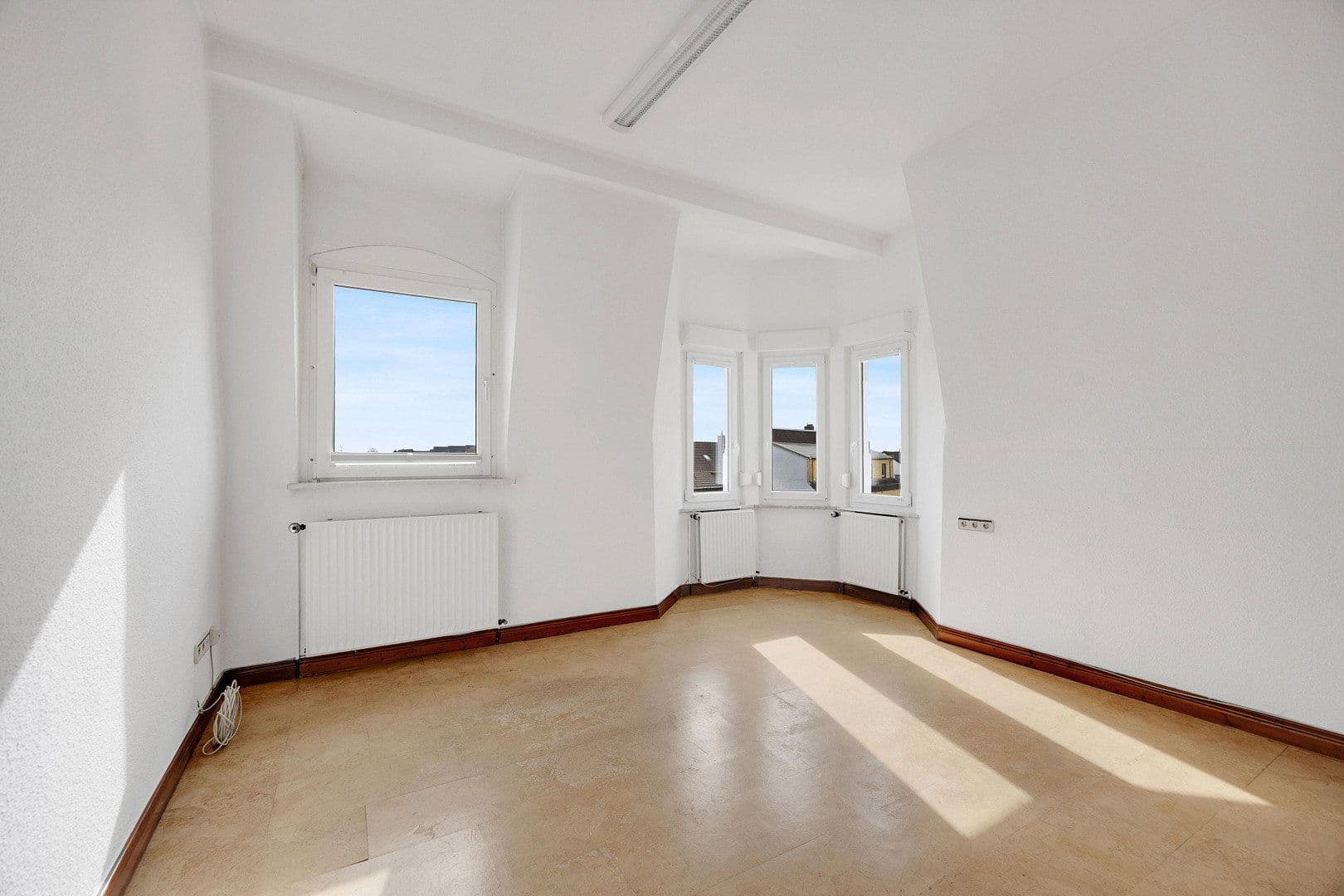 Prodej domu 500 m², pozemek 154 m², Frankfurter Straße 7, Halver, Severní Porýní-Vestfálsko Prodej domu 500 m², pozemek 154 m², Frankfurter Straße 7, Halver, Severní Porýní-Vestfálsko