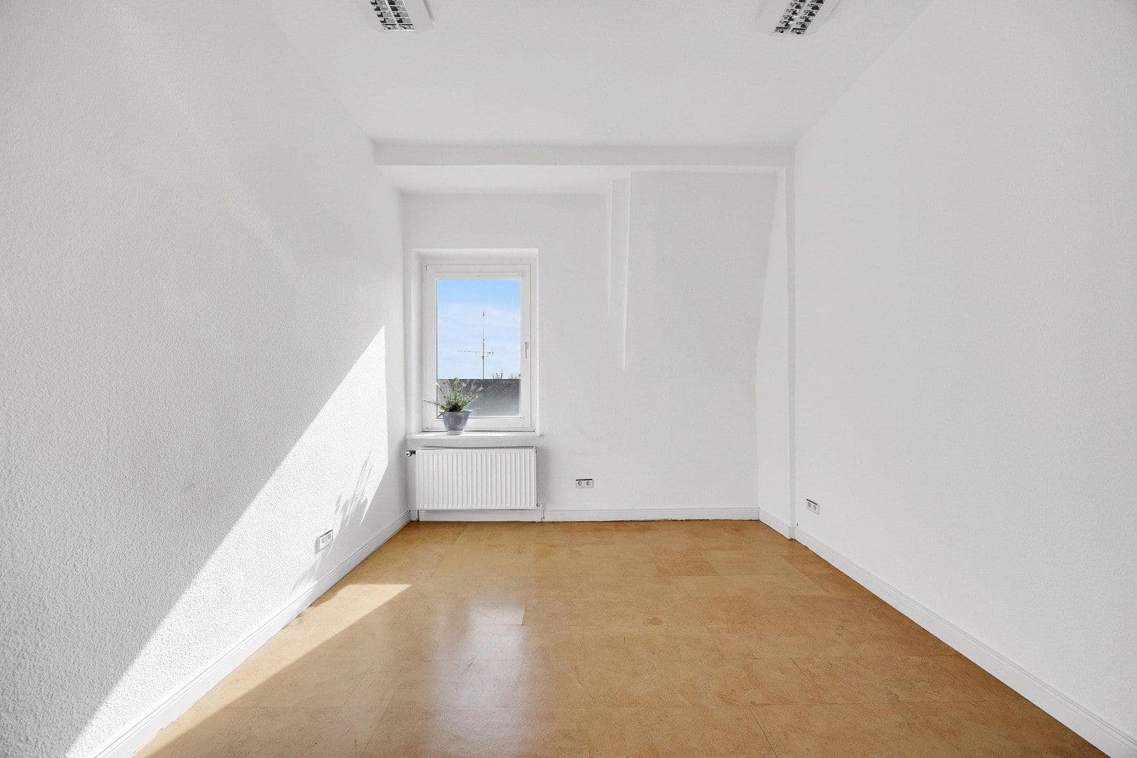 Prodej domu 500 m², pozemek 154 m², Frankfurter Straße 7, Halver, Severní Porýní-Vestfálsko Prodej domu 500 m², pozemek 154 m², Frankfurter Straße 7, Halver, Severní Porýní-Vestfálsko