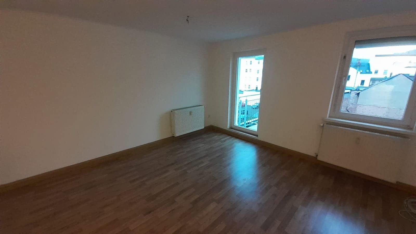 Pronájem bytu 2+1 68 m², Joliot-Curie-Str. 10, Gera, Durynsko Pronájem bytu 2+1 68 m², Joliot-Curie-Str. 10, Gera, Durynsko