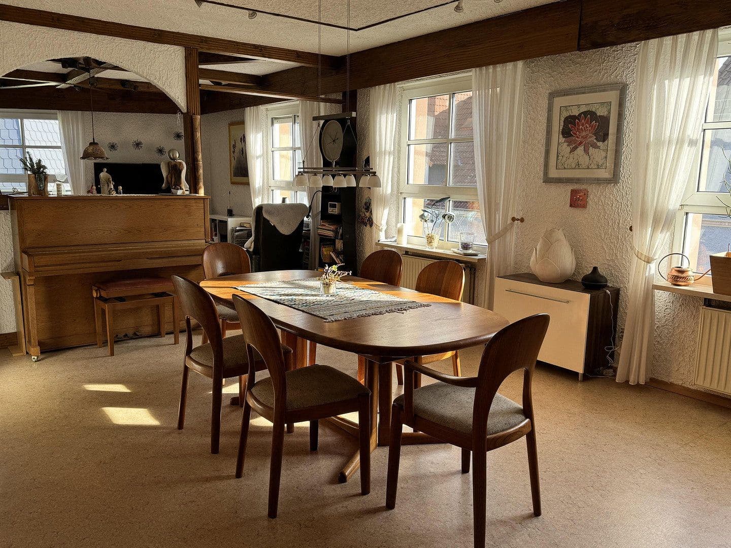 Prodej domu 299 m², pozemek 218 m², Kaiserslautern, Porýní-Falc Prodej domu 299 m², pozemek 218 m², Kaiserslautern, Porýní-Falc