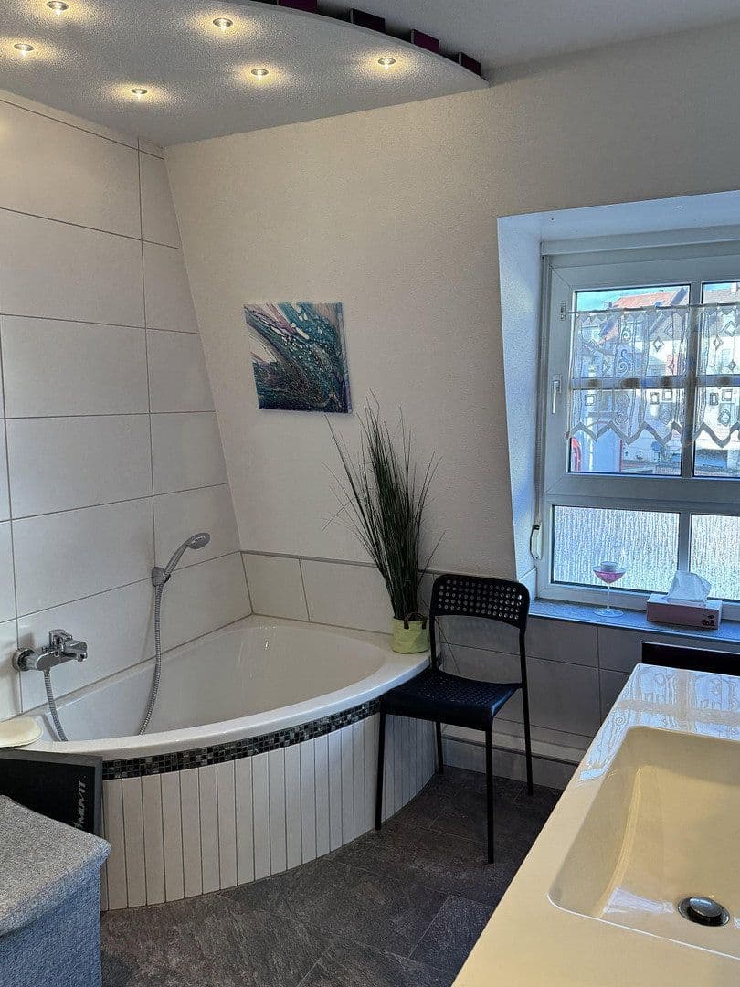 Prodej domu 299 m², pozemek 218 m², Kaiserslautern, Porýní-Falc Prodej domu 299 m², pozemek 218 m², Kaiserslautern, Porýní-Falc