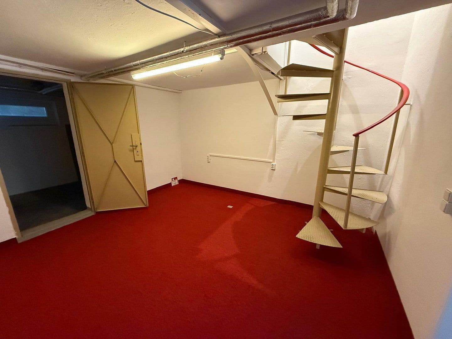 Pronájem kanceláře 114 m², Wienerstraße 488, Linz, Horní Rakousko Pronájem kanceláře 114 m², Wienerstraße 488, Linz, Horní Rakousko