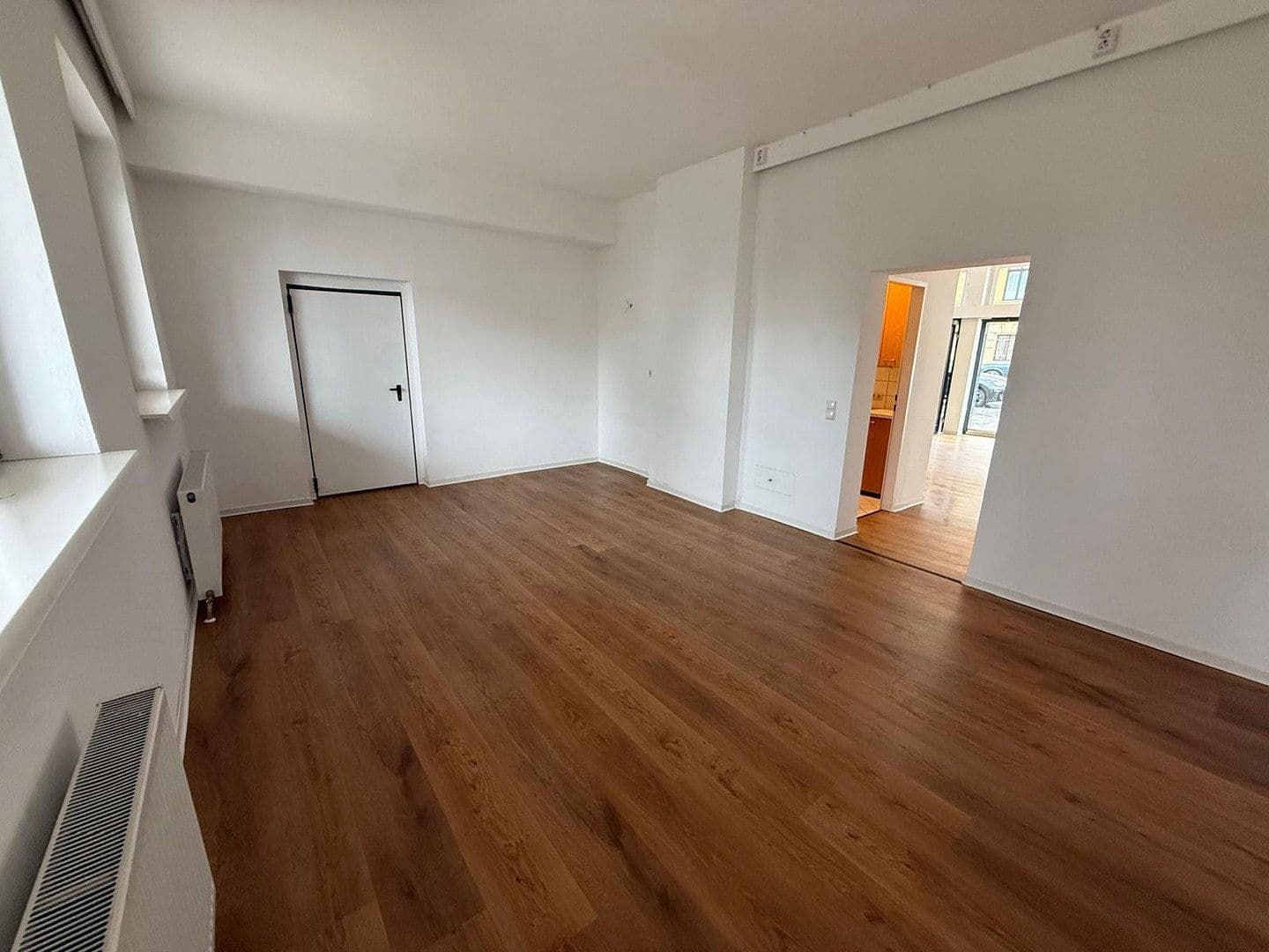 Pronájem kanceláře 114 m², Wienerstraße 488, Linz, Horní Rakousko Pronájem kanceláře 114 m², Wienerstraße 488, Linz, Horní Rakousko