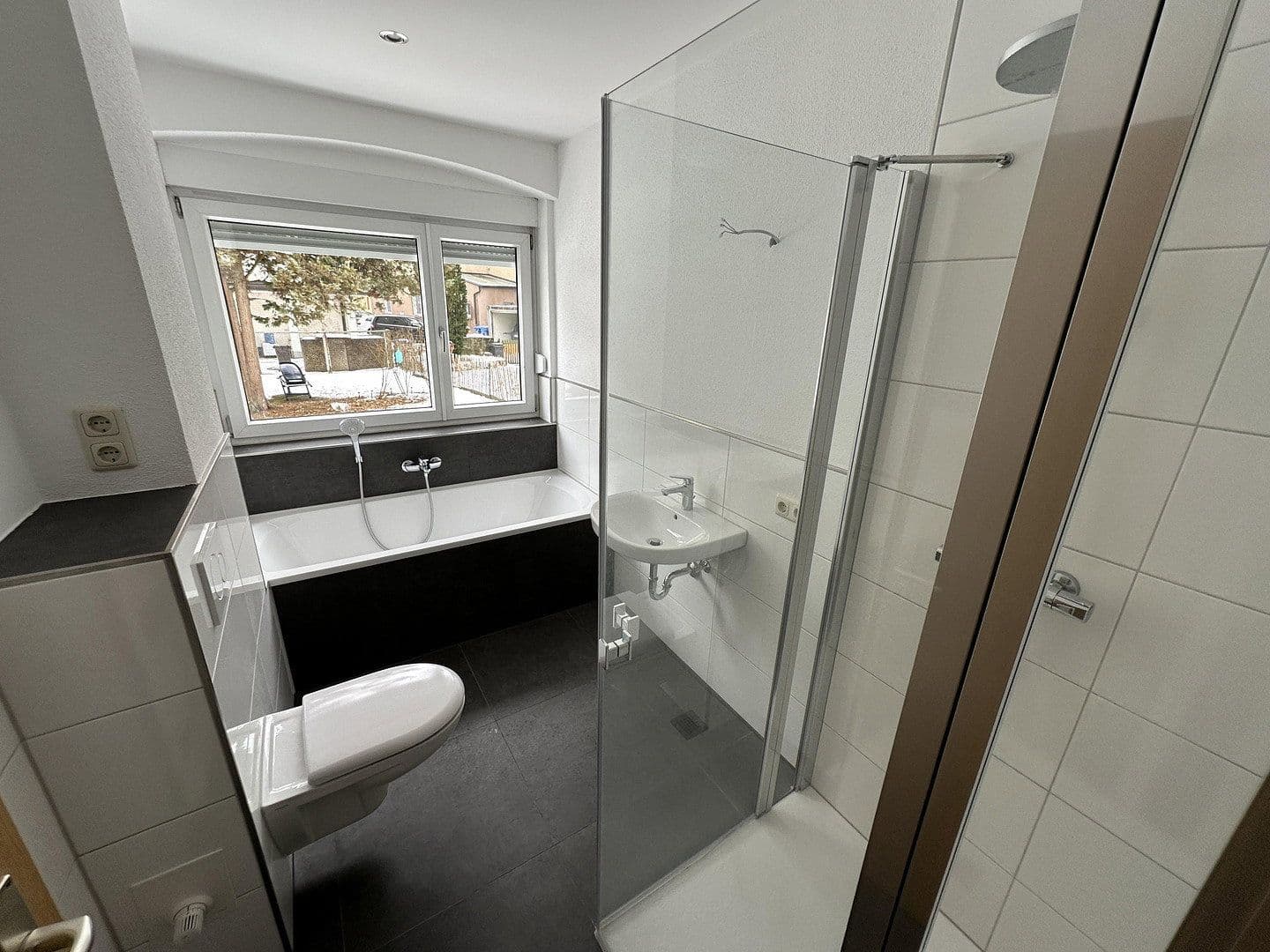 Pronájem bytu 4+1 82 m², Weiden, Bavorsko Pronájem bytu 4+1 82 m², Weiden, Bavorsko