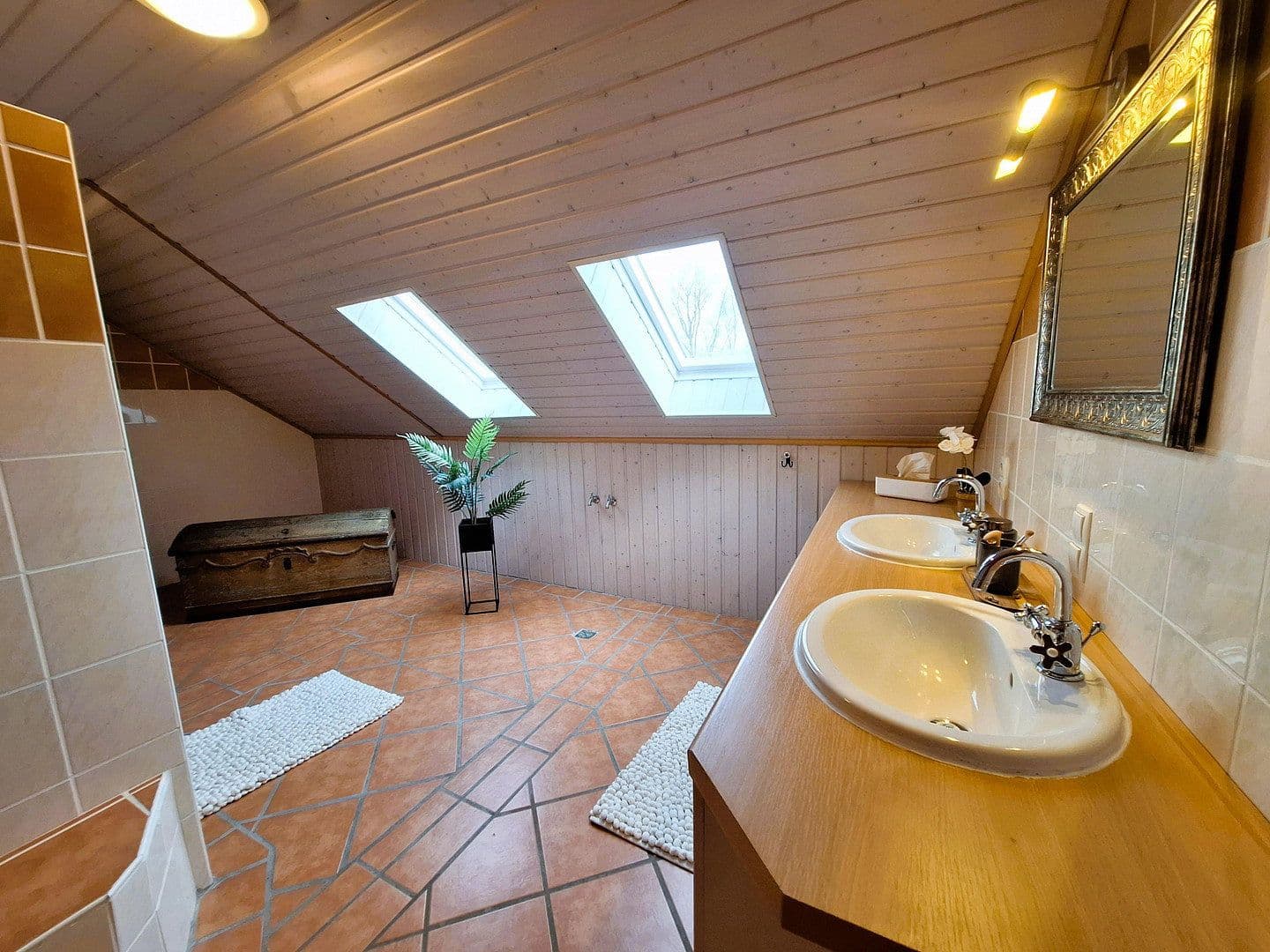 Prodej domu 284 m², pozemek 943 m², Dersum, Dolní Sasko Prodej domu 284 m², pozemek 943 m², Dersum, Dolní Sasko