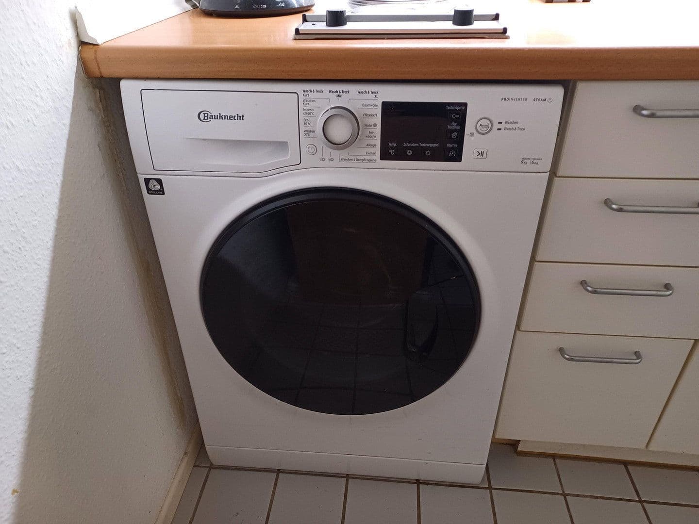 Prodej bytu 1+1 27 m², Arcostr. 10-12, Berlin, Berlín Prodej bytu 1+1 27 m², Arcostr. 10-12, Berlin, Berlín