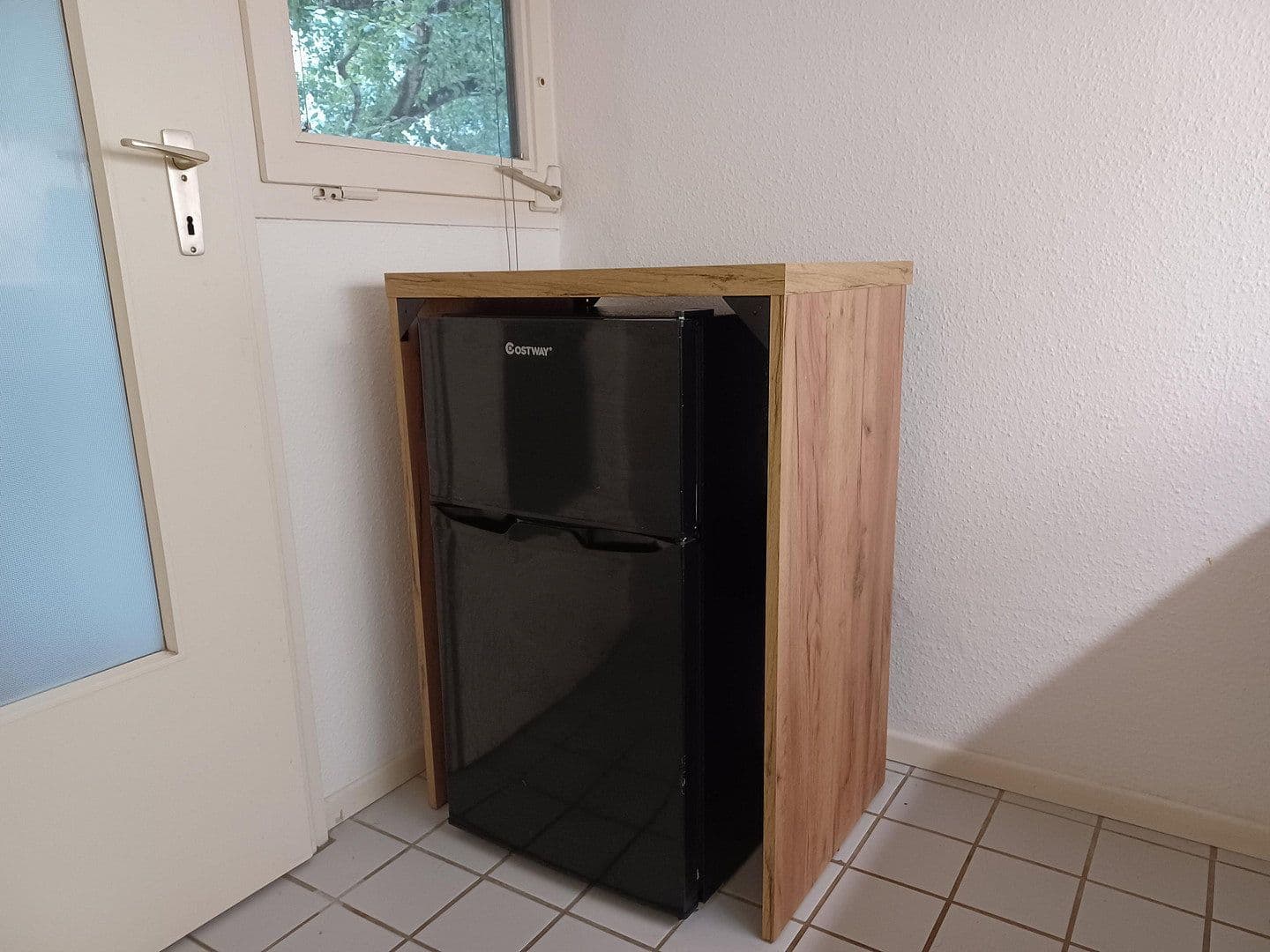 Prodej bytu 1+1 27 m², Arcostr. 10-12, Berlin, Berlín Prodej bytu 1+1 27 m², Arcostr. 10-12, Berlin, Berlín