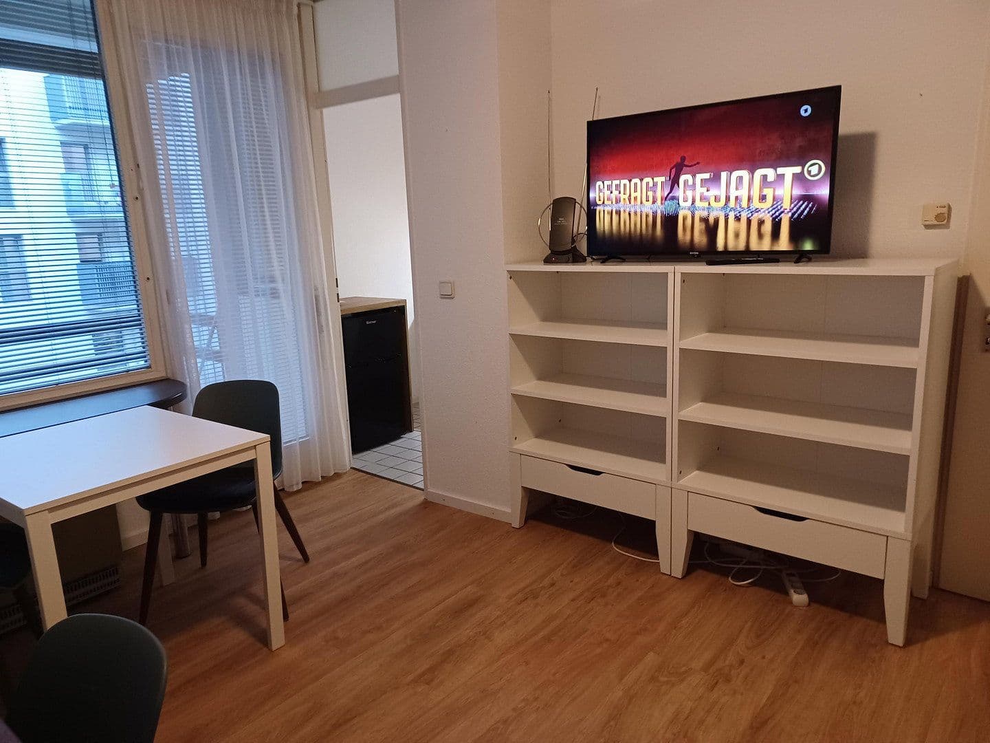 Prodej bytu 1+1 27 m², Arcostr. 10-12, Berlin, Berlín Prodej bytu 1+1 27 m², Arcostr. 10-12, Berlin, Berlín