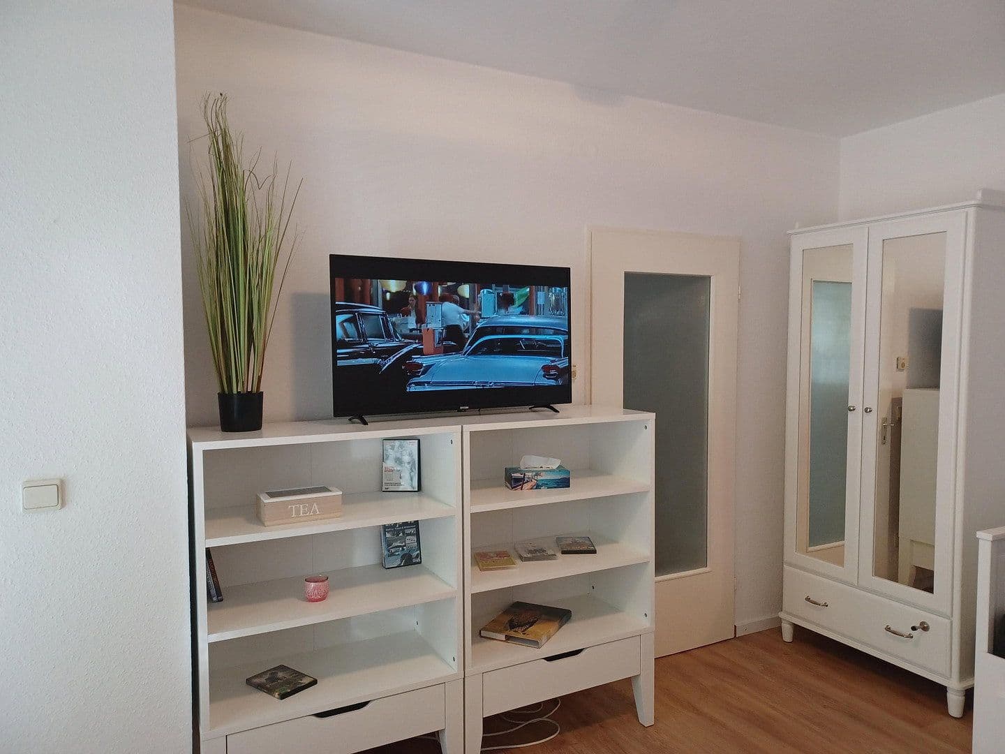 Prodej bytu 1+1 27 m², Arcostr. 10-12, Berlin, Berlín Prodej bytu 1+1 27 m², Arcostr. 10-12, Berlin, Berlín