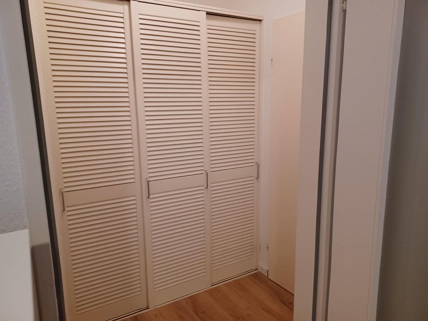 Prodej bytu 1+1 27 m², Arcostr. 10-12, Berlin, Berlín Prodej bytu 1+1 27 m², Arcostr. 10-12, Berlin, Berlín