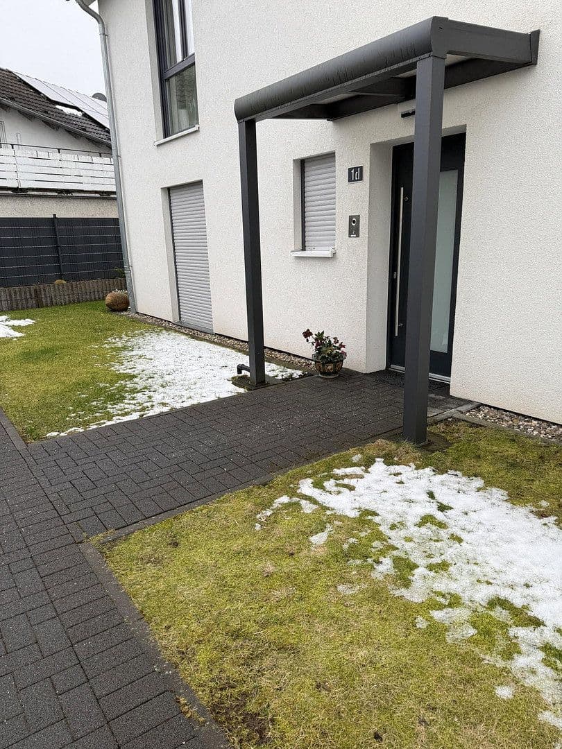 Pronájem bytu 3+1 104 m², Leichlingerstr. 1d, Leichlingen, Severní Porýní-Vestfálsko Pronájem bytu 3+1 104 m², Leichlingerstr. 1d, Leichlingen, Severní Porýní-Vestfálsko