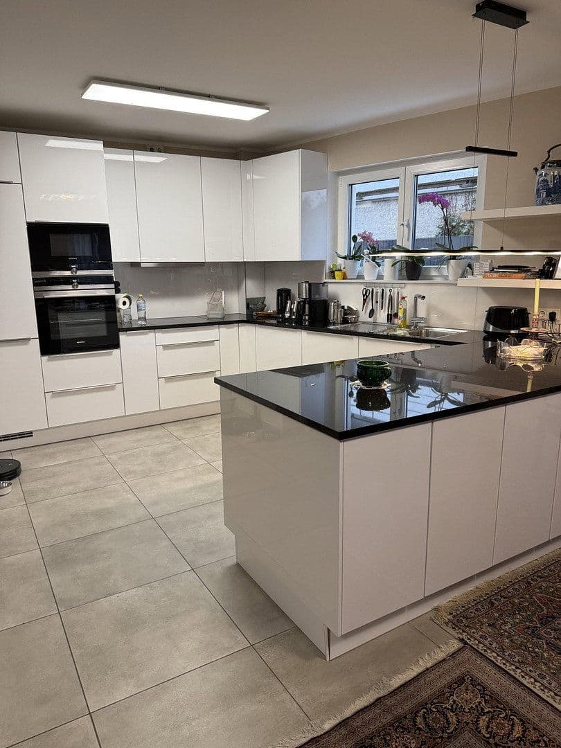 Pronájem bytu 3+1 104 m², Leichlingerstr. 1d, Leichlingen, Severní Porýní-Vestfálsko Pronájem bytu 3+1 104 m², Leichlingerstr. 1d, Leichlingen, Severní Porýní-Vestfálsko