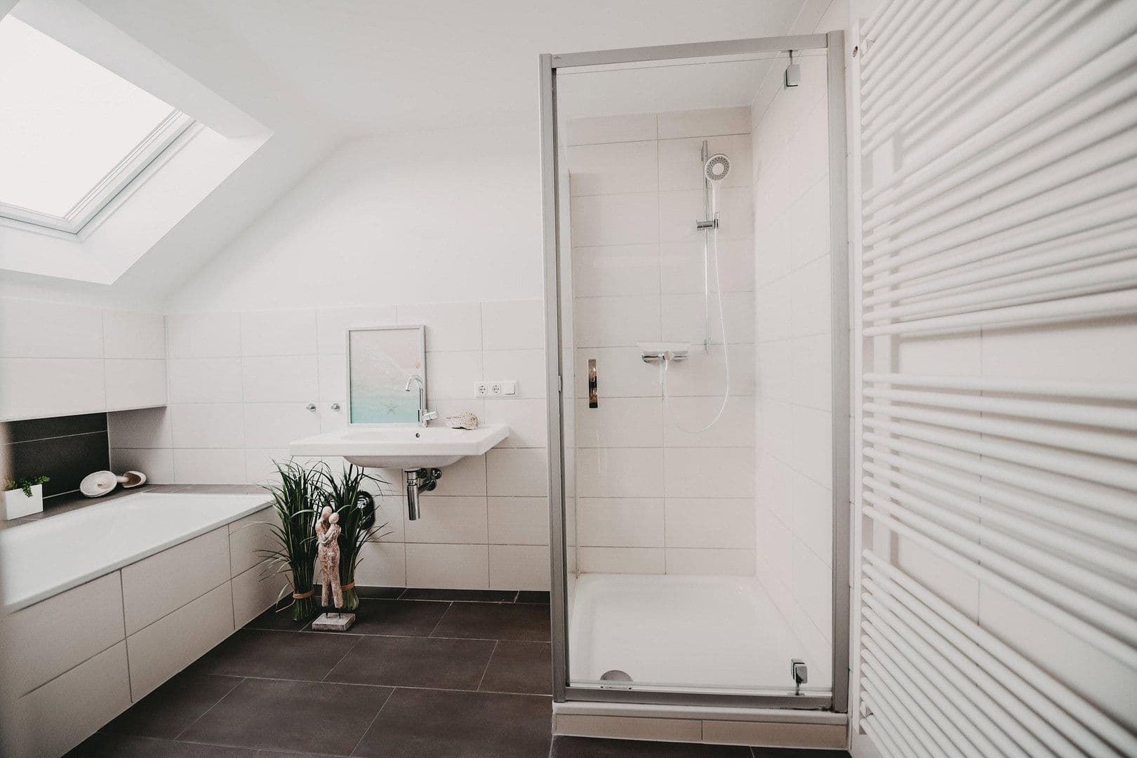 Pronájem bytu 4+1 129 m², Hansefelder Hof 1, Hamberge, Šlesvicko-Holštýnsko Pronájem bytu 4+1 129 m², Hansefelder Hof 1, Hamberge, Šlesvicko-Holštýnsko