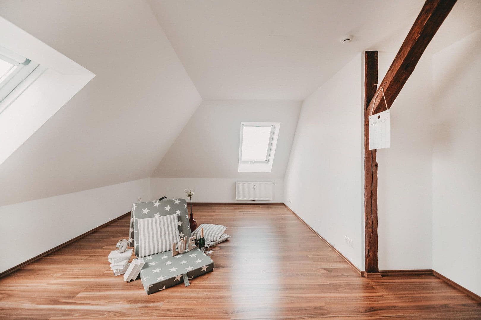 Pronájem bytu 4+1 129 m², Hansefelder Hof 1, Hamberge, Šlesvicko-Holštýnsko Pronájem bytu 4+1 129 m², Hansefelder Hof 1, Hamberge, Šlesvicko-Holštýnsko