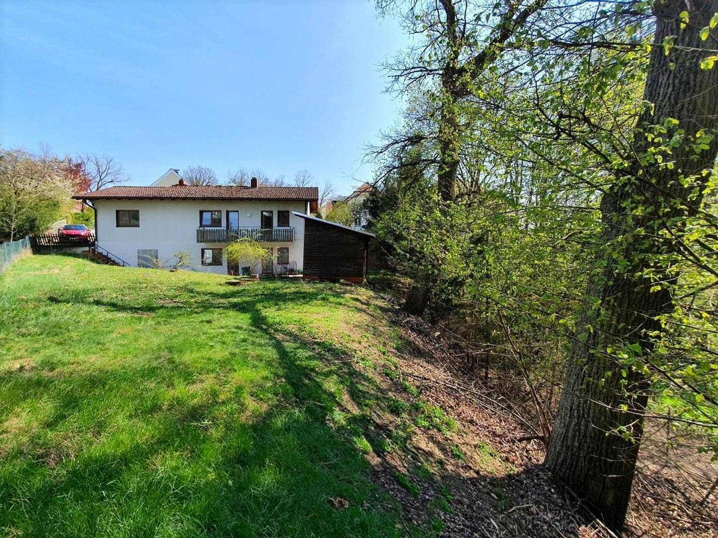 Prodej domu 145 m², pozemek 745 m², Landshut, Bavorsko Prodej domu 145 m², pozemek 745 m², Landshut, Bavorsko