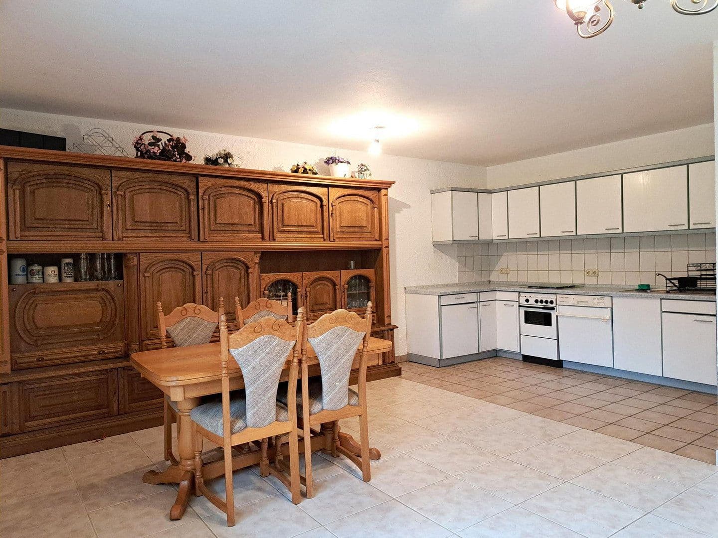 Prodej domu 145 m², pozemek 745 m², Landshut, Bavorsko Prodej domu 145 m², pozemek 745 m², Landshut, Bavorsko