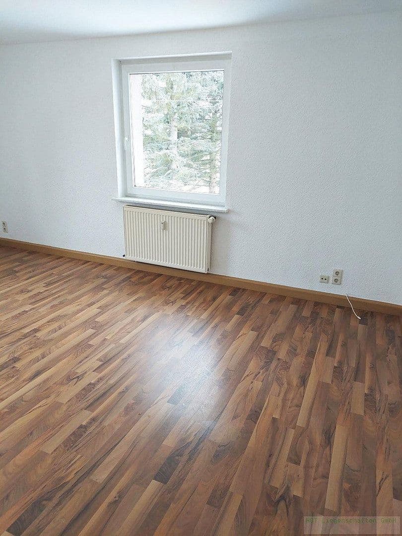 Pronájem bytu 2+1 55 m², Abteisiedlung 7, Oberlungwitz, Sasko Pronájem bytu 2+1 55 m², Abteisiedlung 7, Oberlungwitz, Sasko