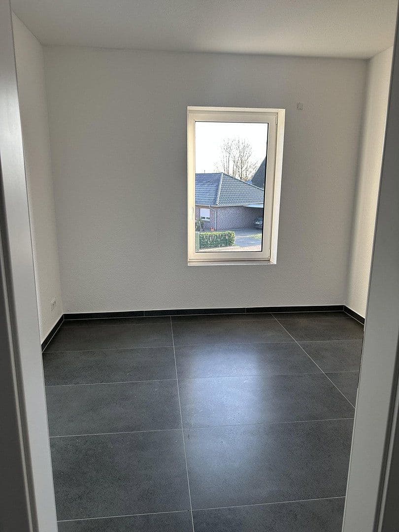 Pronájem bytu 5+1 92 m², Bahnweg 1b, Barßel, Dolní Sasko Pronájem bytu 5+1 92 m², Bahnweg 1b, Barßel, Dolní Sasko