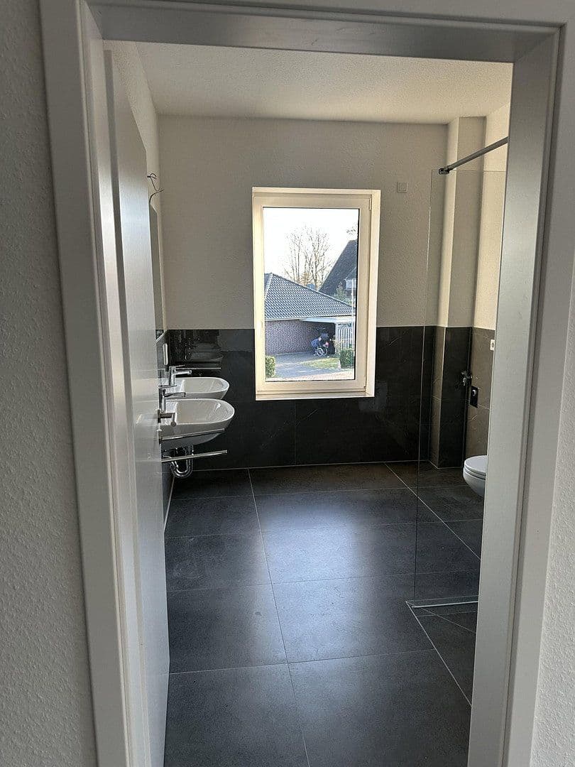 Pronájem bytu 5+1 92 m², Bahnweg 1b, Barßel, Dolní Sasko Pronájem bytu 5+1 92 m², Bahnweg 1b, Barßel, Dolní Sasko