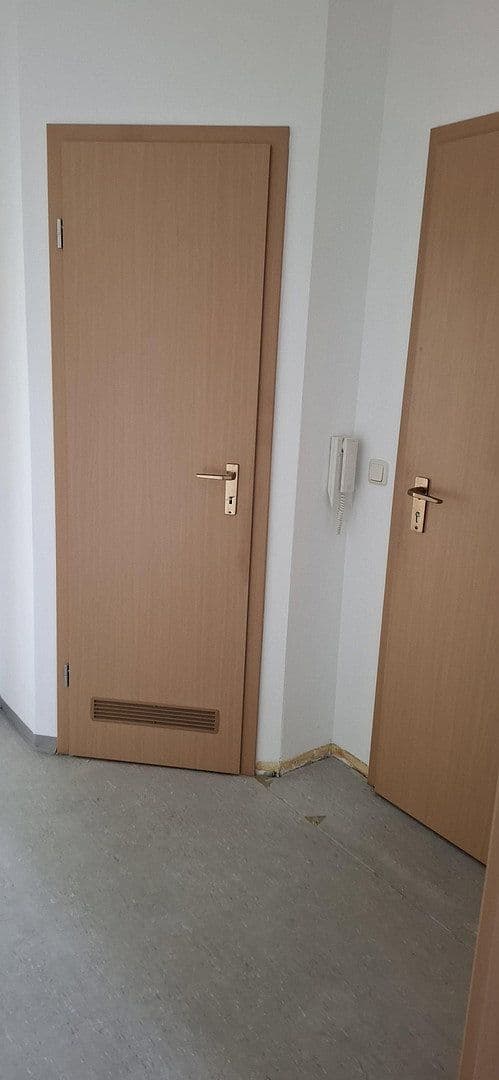 Pronájem bytu 3+1 73 m², Birkenallee 33 A, Bubenreuth, Bavorsko Pronájem bytu 3+1 73 m², Birkenallee 33 A, Bubenreuth, Bavorsko