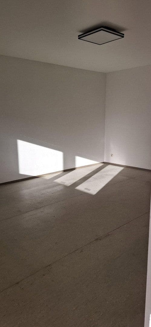 Pronájem bytu 3+1 73 m², Birkenallee 33 A, Bubenreuth, Bavorsko Pronájem bytu 3+1 73 m², Birkenallee 33 A, Bubenreuth, Bavorsko