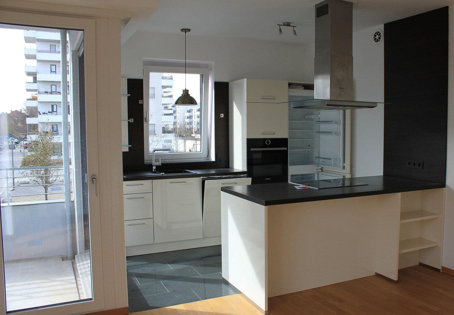 Prodej bytu 3+1 72 m², Georg-Aichinger-Straße 8, Regensburg, Bavorsko Prodej bytu 3+1 72 m², Georg-Aichinger-Straße 8, Regensburg, Bavorsko