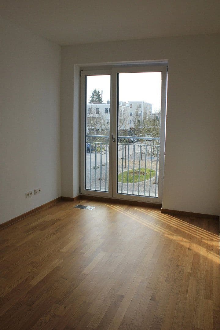 Prodej bytu 3+1 72 m², Georg-Aichinger-Straße 8, Regensburg, Bavorsko Prodej bytu 3+1 72 m², Georg-Aichinger-Straße 8, Regensburg, Bavorsko