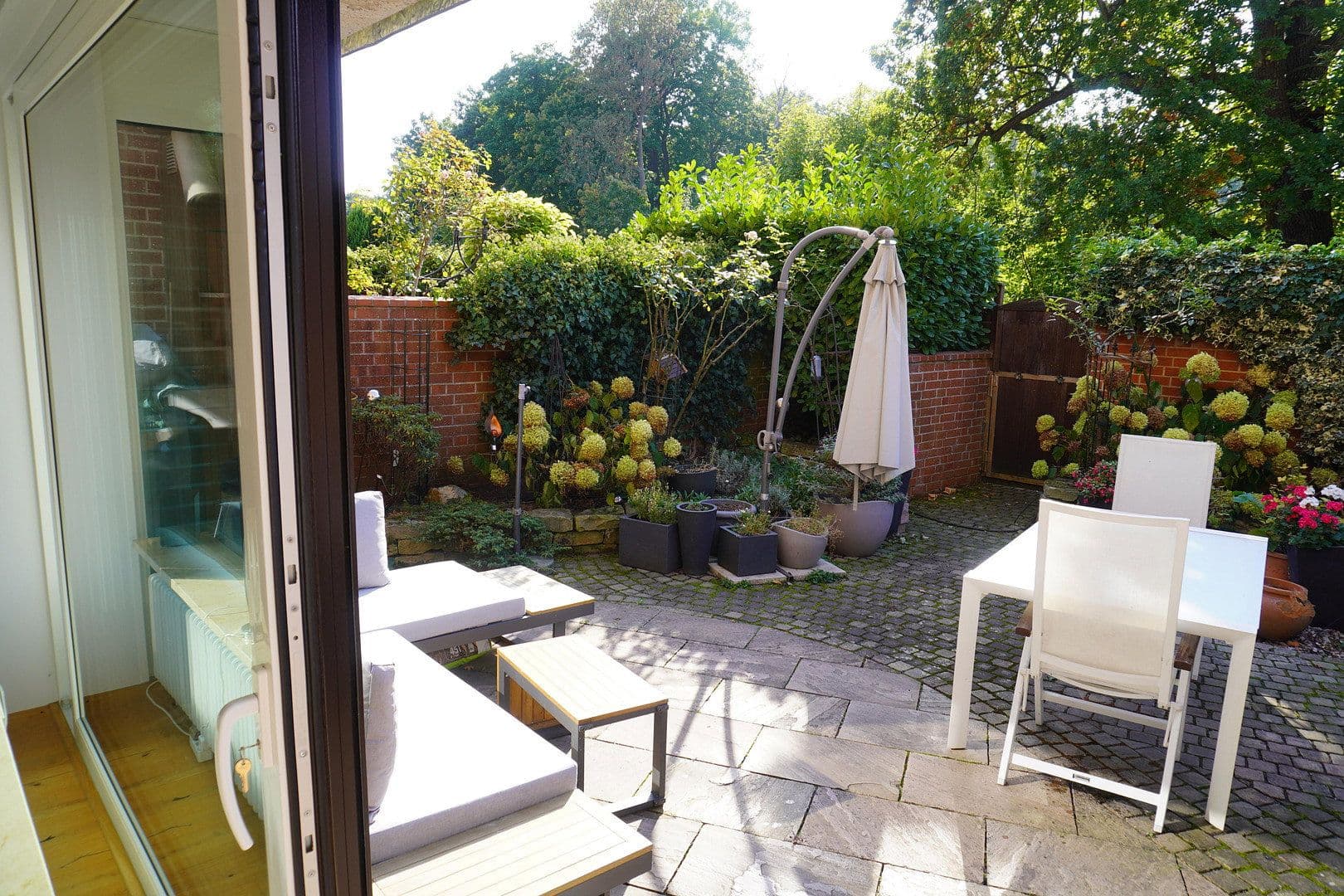 Prodej bytu 4+1 152 m², Hannover, Dolní Sasko Prodej bytu 4+1 152 m², Hannover, Dolní Sasko