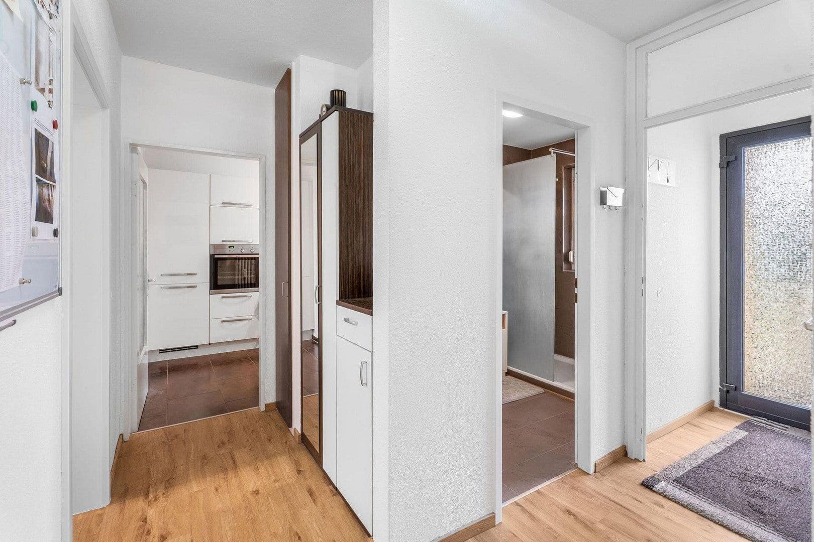 Prodej bytu 3+1 63 m², Friedrichshafen, Bádensko-Württembersko Prodej bytu 3+1 63 m², Friedrichshafen, Bádensko-Württembersko