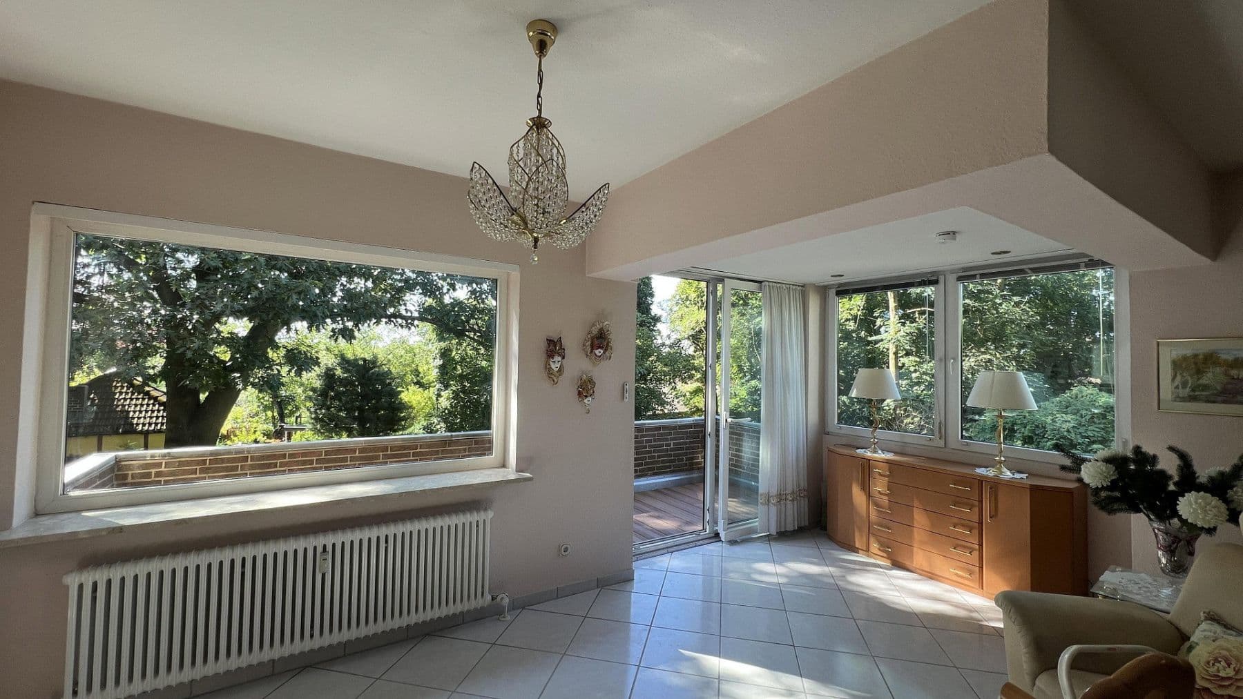 Prodej bytu 4+1 110 m², Hochbaumstrasse 17, Berlin, Berlín Prodej bytu 4+1 110 m², Hochbaumstrasse 17, Berlin, Berlín