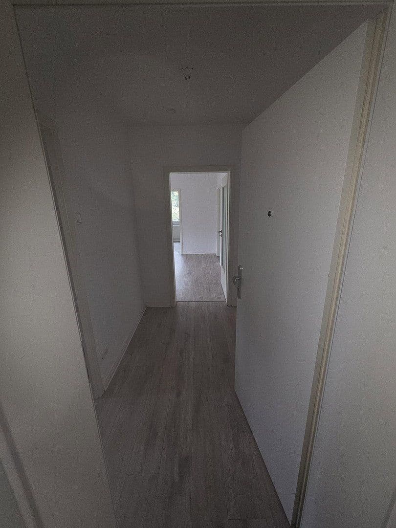 Pronájem bytu 2+1 58 m², Dinnendahlstrasse 40, Oberhausen, Severní Porýní-Vestfálsko Pronájem bytu 2+1 58 m², Dinnendahlstrasse 40, Oberhausen, Severní Porýní-Vestfálsko