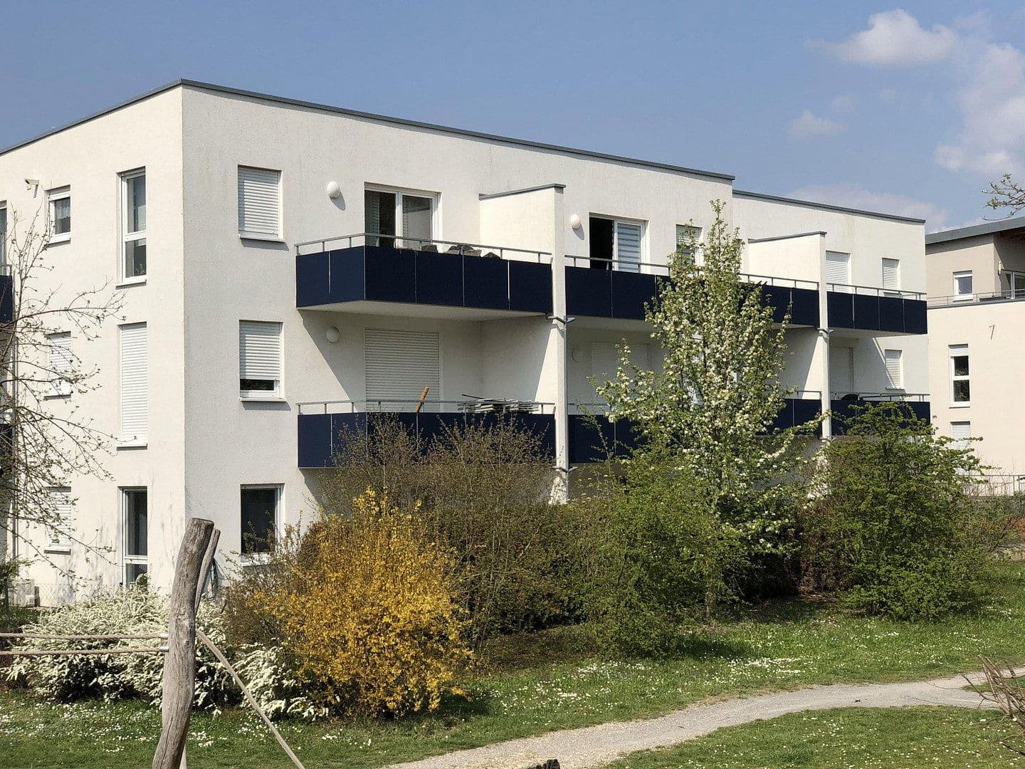 Pronájem bytu 3+1 80 m², Herdweg 2, Erlenbach, Bádensko-Württembersko Pronájem bytu 3+1 80 m², Herdweg 2, Erlenbach, Bádensko-Württembersko